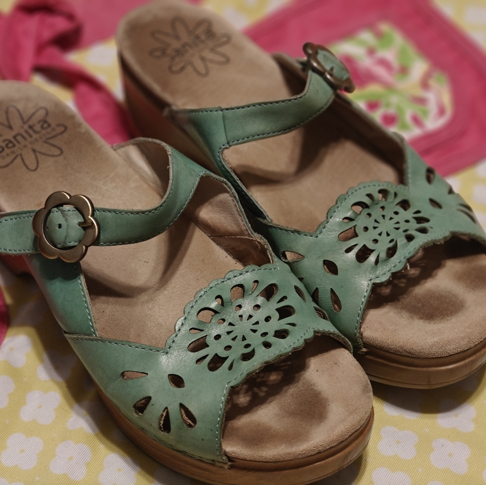 Sanita Clog Sandal 40 EUR GREEN Leather Flower Laser Cut